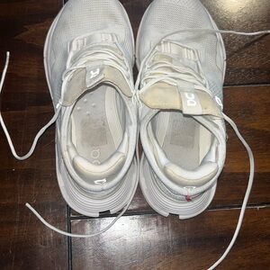 On Running Cream Sneakers